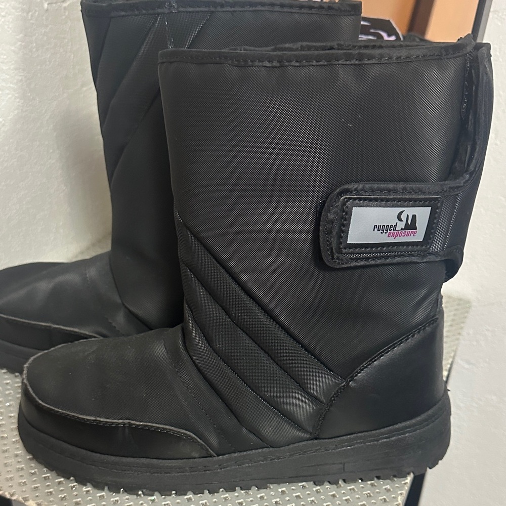 Women's Black Winter Boots